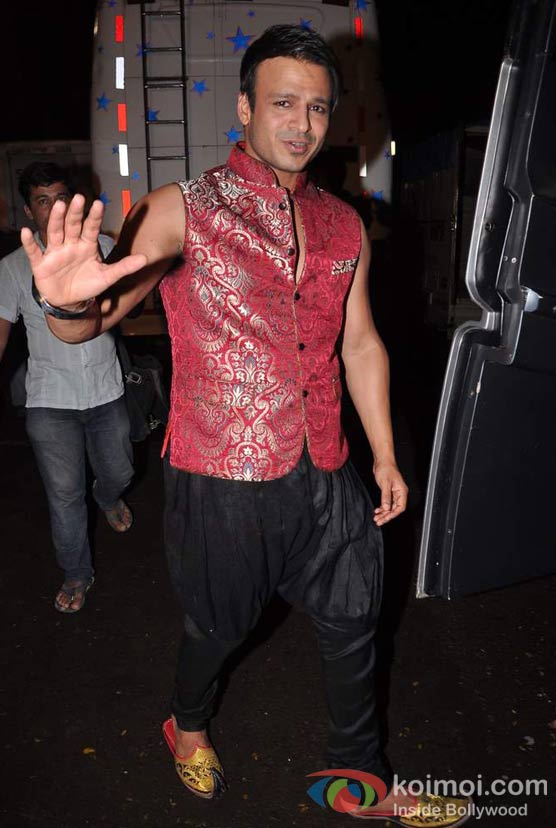Vivek Oberoi On The Sets Of Kismet (Kismat) Love Paisa Dilli Movie 