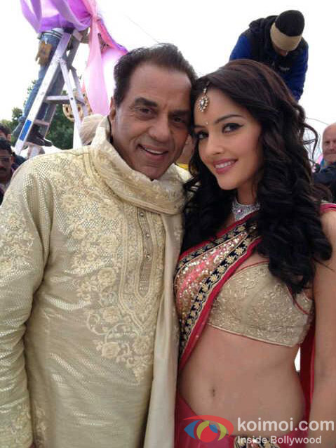 Dharmendra and Kristina Akheeva on the sets of Yamla Pagla Deewana 2 Movie Production Stills