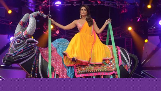 Kareena Kapoor Sizzles On The Sets Of Indian Idol Season 6 Finale