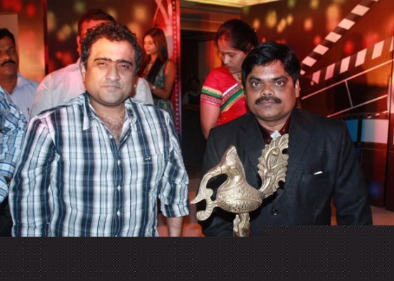 Kunal Ganjawala and Shankar Nagre At The Strugglers Amhi Udyache Hero Marathi Movie Music Launch