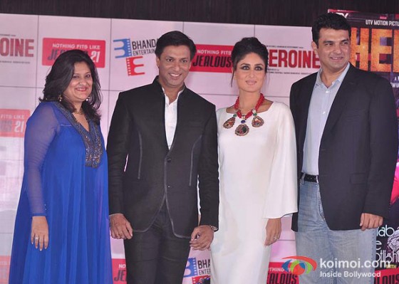 Madhur Bhandarkar, Kareena Kapoor and Siddharth Roy Kapur Promotes Heroine Movie At Jealous 21 Collections