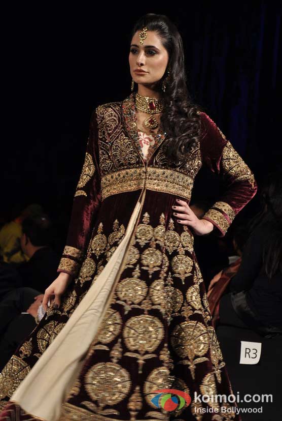 Nargis Fakhri Walks For JJ Valaya at Bridal Fashion Week Finale