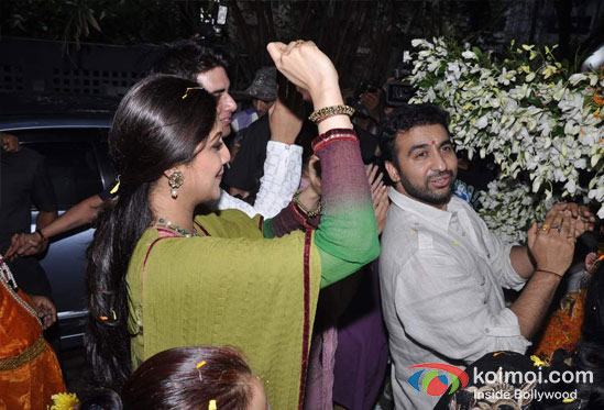 Raj Kundra At Shilpa Shetty's Ganpati Visarjan