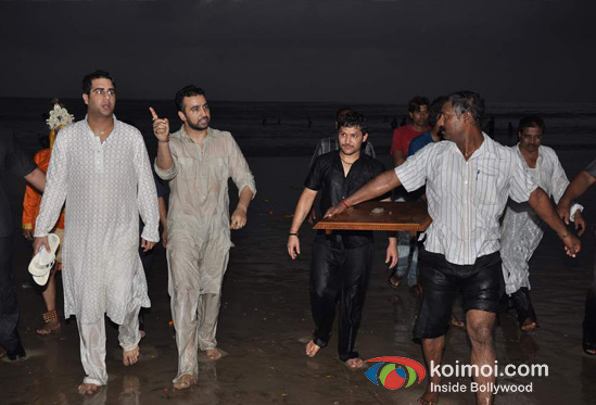 Raj Kundra At Shilpa Shetty's Ganpati Visarjan