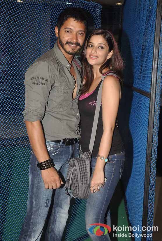 Shreyas Talpade And Madhhurima Banerjee Promote Kamaal Dhamaal Malamaal Movie At R City Mall