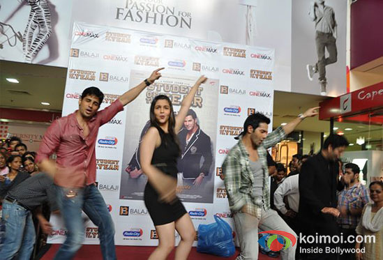 Sidharth Malhotra, Alia Bhatt, Varun Dhawan Promote Student Of The Year Movie In Nagpur