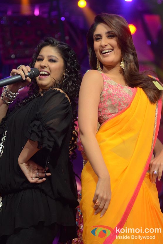 Sunidhi Chauhan Kareena Kapoor Sizzles On The Sets Of Indian Idol Season 6 Finale