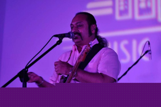 Lesle Lewis AtIndigo Live Presents Music Matinee Pic 1