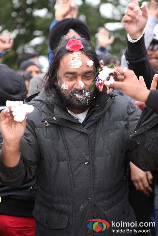 Sangeeth Sivan's Birthday Bash On The Sets Of Yamla Pagla Deewana 2 Movie 