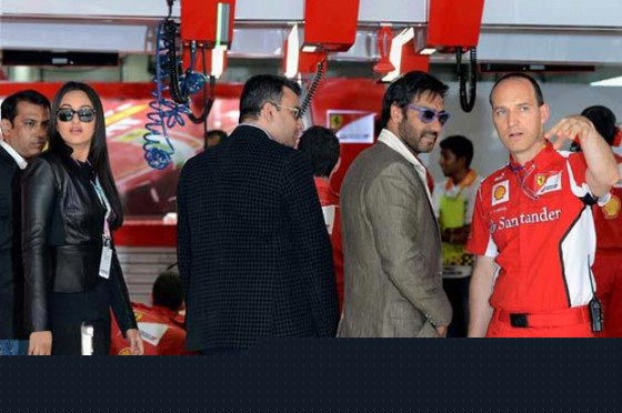 Sonakshi Sinha And Ajay Devgn Promoting Son Of Sardaar Movie At Formula One Indian Grand Prix Pic 2