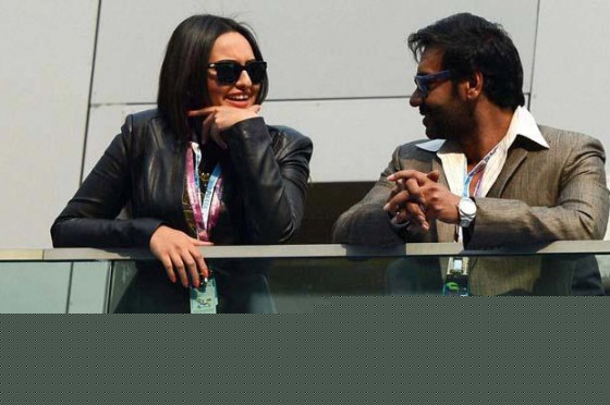 Sonakshi Sinha And Ajay Devgn Promoting Son Of Sardaar Movie At Formula One Indian Grand Prix Pic 1