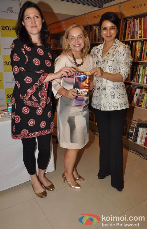 Tisca Chopra Launches Operation Lipstick Book Pic 7