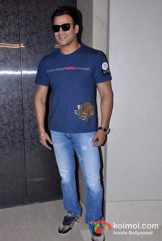 Vivek Oberoi At CPAA's Cancer Rose Day 2012 Event Pic 1
