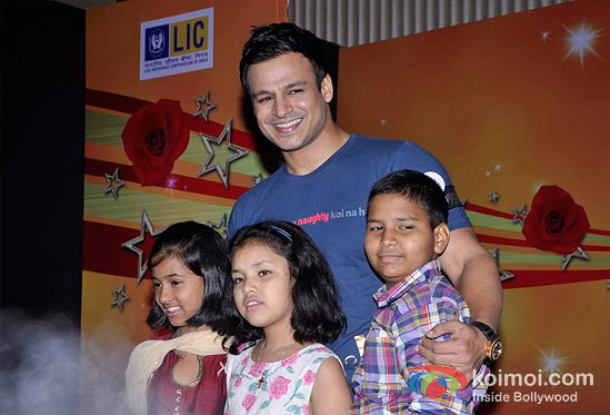 Vivek Oberoi At CPAA's Cancer Rose Day 2012 Event Pic 3
