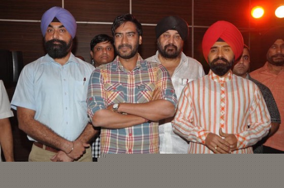 Ajay Devgn at Son Of Sardaar Press Conference Pic 4