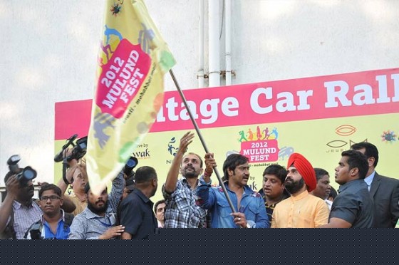 Ajay Devgn Flags Off Vintage Car Rally Pic 3