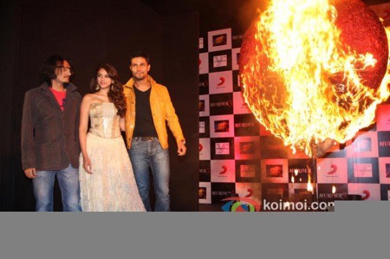 Aditi Rao Hydari And Randeep Hooda at the film Murder 3 first look launch Pic 2