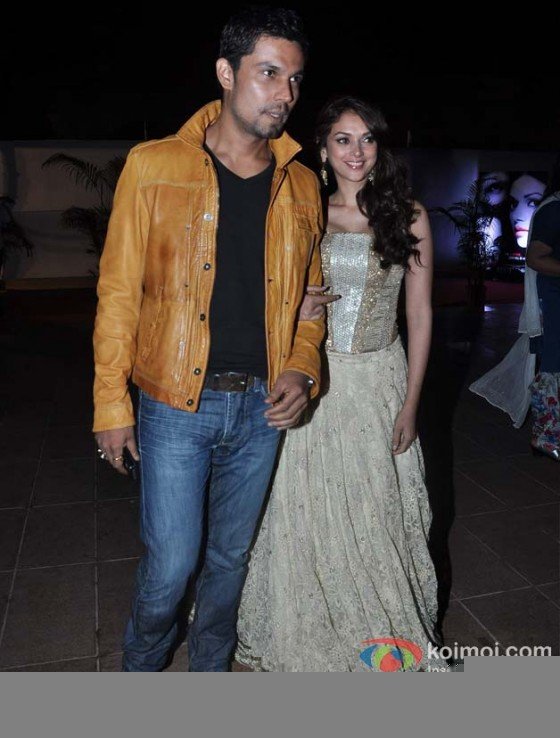 Randeep Hooda and Aditi Rao Hydari at the film Murder 3 first look launch Pic 2