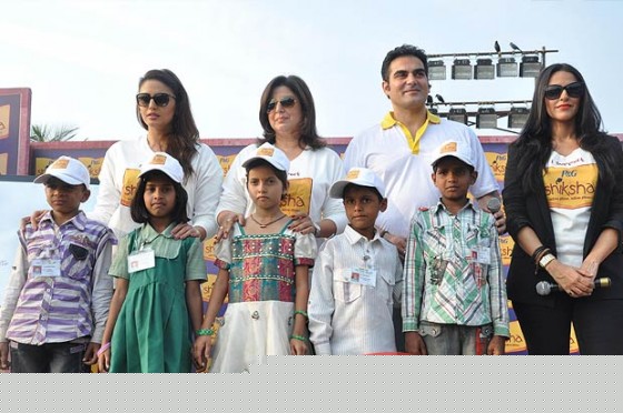 Huma Qureshi, Farah Khan, Arbaaz Khan And Neha Dhupia at the Shiksha Event Pic 2