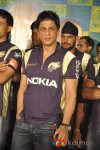 SRK ties up with XXX energy drink for KKR
