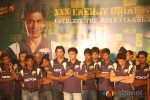 SRK ties up with XXX energy drink for KKR