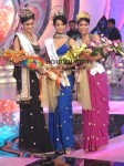 Neha Hinge, Manasvi Mamgai, Nicole Faria At Winners of Femina Miss India 2010 Finale