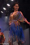 Neetu, Minissha & Bruna's Glitz!