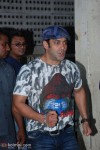 Salman-Aamir Donate Blood