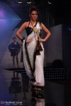 Neetu, Minissha & Bruna's Glitz!