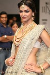 Deepika Padukone Mesmerizes!