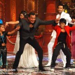 Golmaal 3 Stars With Mithun At Colors Diwali Show