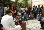 Amitabh Bachchan Looks Fab In White, Flanked By Abhishek & Ash