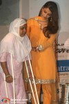 Aishwarya, Abhishek Bachchan At 'Positive Health Awards 2010'