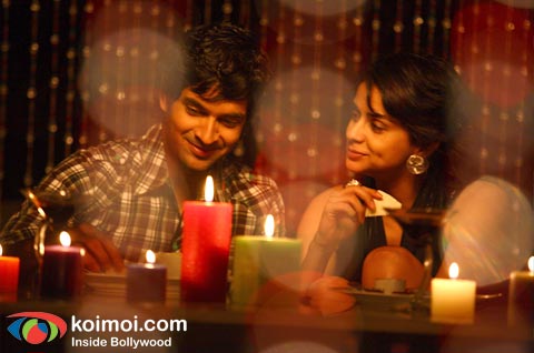 Purab Kohli, Gul Panag (Turning 30!!! Movie Still)