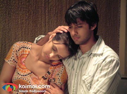 Tulip Joshi, Vatsal Sheth (Hostel Movie Stills)