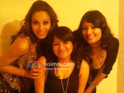 Bipasha Basu With Sisters