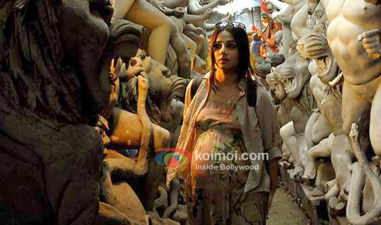 Vidya Balan (Kahaani Movie Stills)