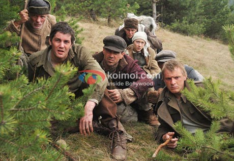 The Way Back Review (The Way Back Movie Stills)