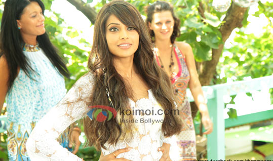 Bipasha Basu (Dum Maaro Dum Movie Stills)