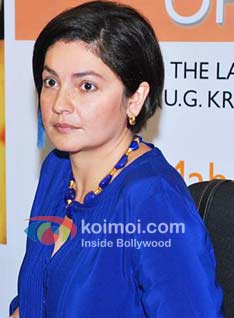 No 'Thank You': Pooja Bhatt Loses Title Battle Against Akshay Kumar Starrer (Angry Look Pooja Bhatt)