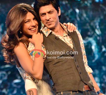 Shah Rukh Khan Turns Priyanka Chopra's Bodyguard