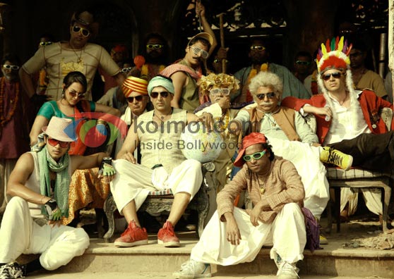 Sonakshi Sinha, Akshay Kumar Play It Cool For Joker (Joker Movie Stills) Sonakshi Sinha, Akshay Kumar Play It Cool For Joker (Joker Movie Stills)