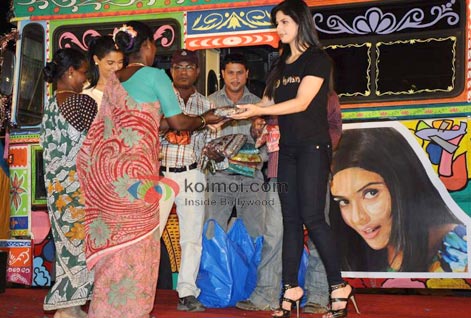 Zarine Khan (Ready Movie Music Launch)
