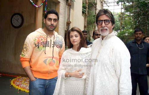 Aishwarya Rai Pregnant; Amitabh Confirms On Blog