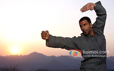 Akshay Kumar's Lethal Karate For Rowdy Rathore