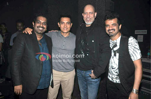 Shankar Mahadevan, Aamir Khan, Loy Mendonca, Ehsaan Noorani at Shankar Ehsaan Loy 15 years celebration 