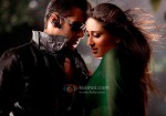 Salman Khan, Kareena Kapoor (Bodyguard Movie Stills)