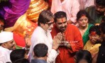Amitabh Bachchan, Shankar Mahadevan visits Lalbaugcha Raja Ganesh