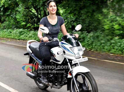 Katrina Kaif To Star In DHOOM:3