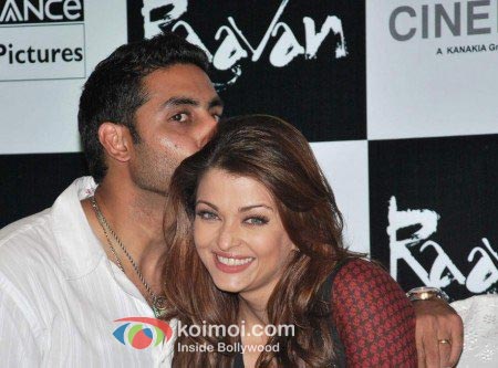 Abhishek Bachchan & Aishwarya Rai Kiss